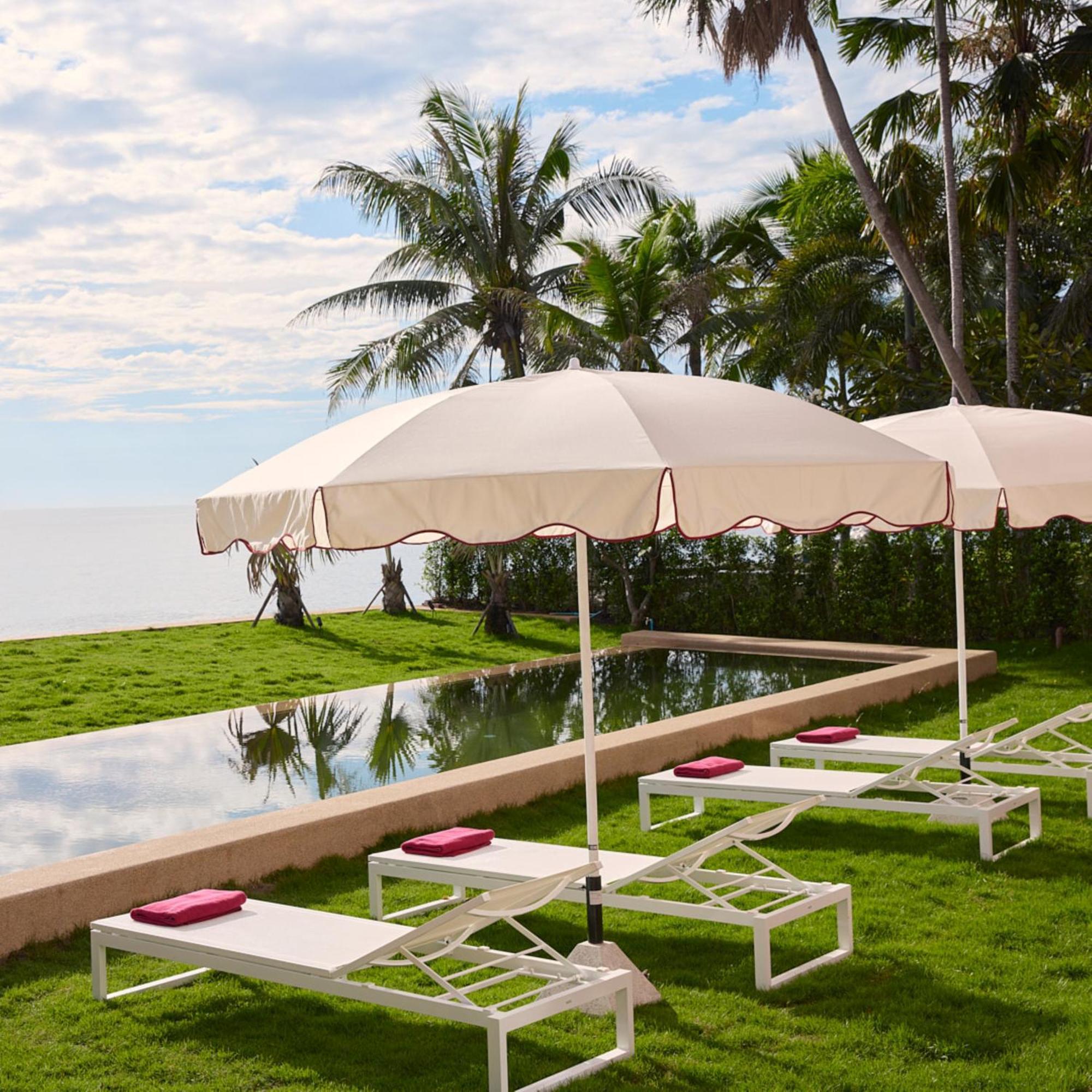 Mahi-Mahi Beachfront Villa By Yudee Assets Cha-Am Buitenkant foto